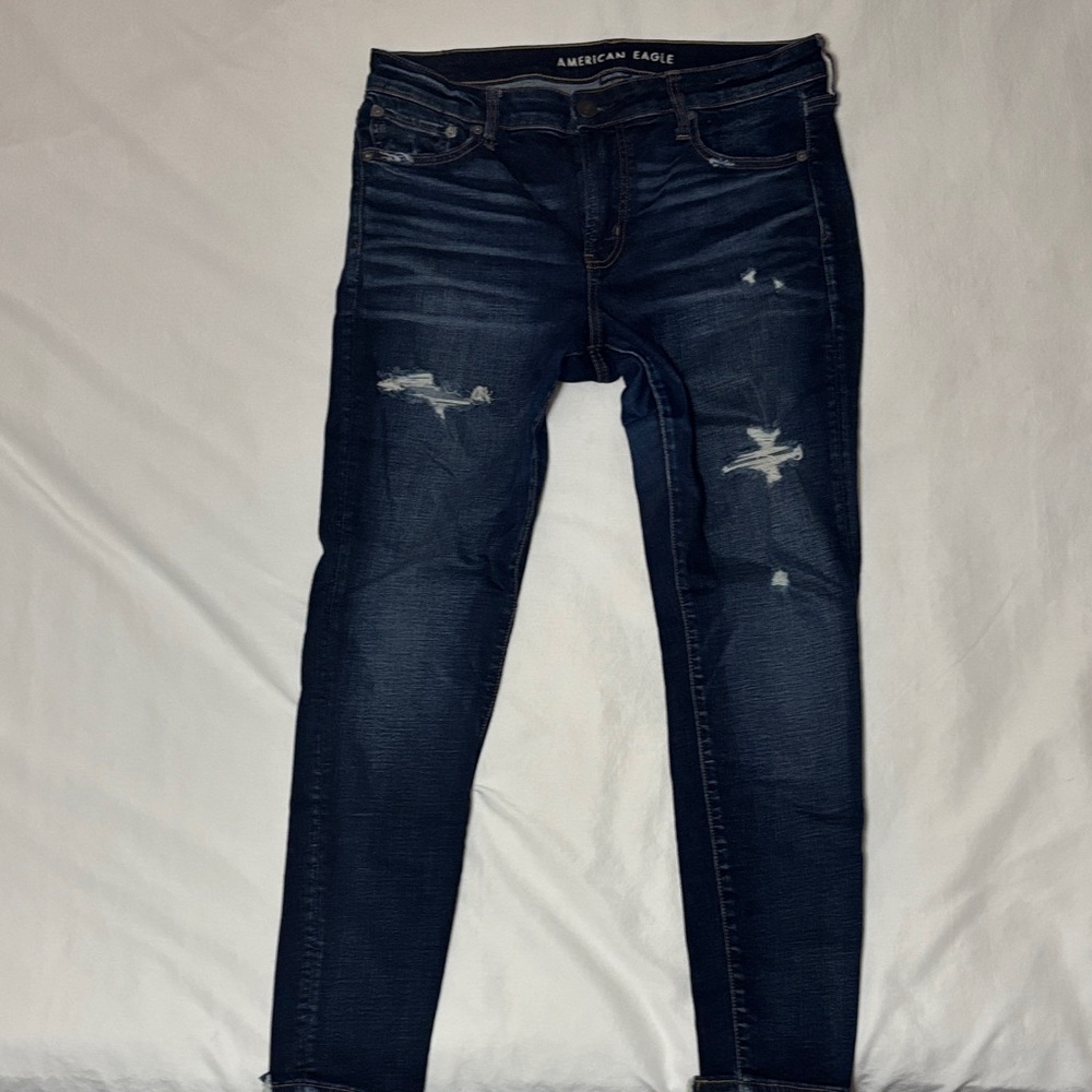 American Eagle Outfitters Women's Distressed Jegging Jeans